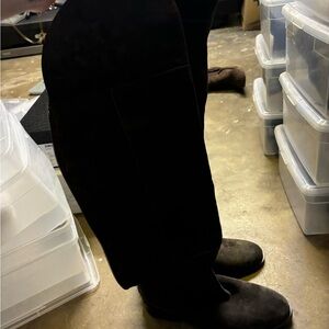 Tory Burch dark brown seude boots